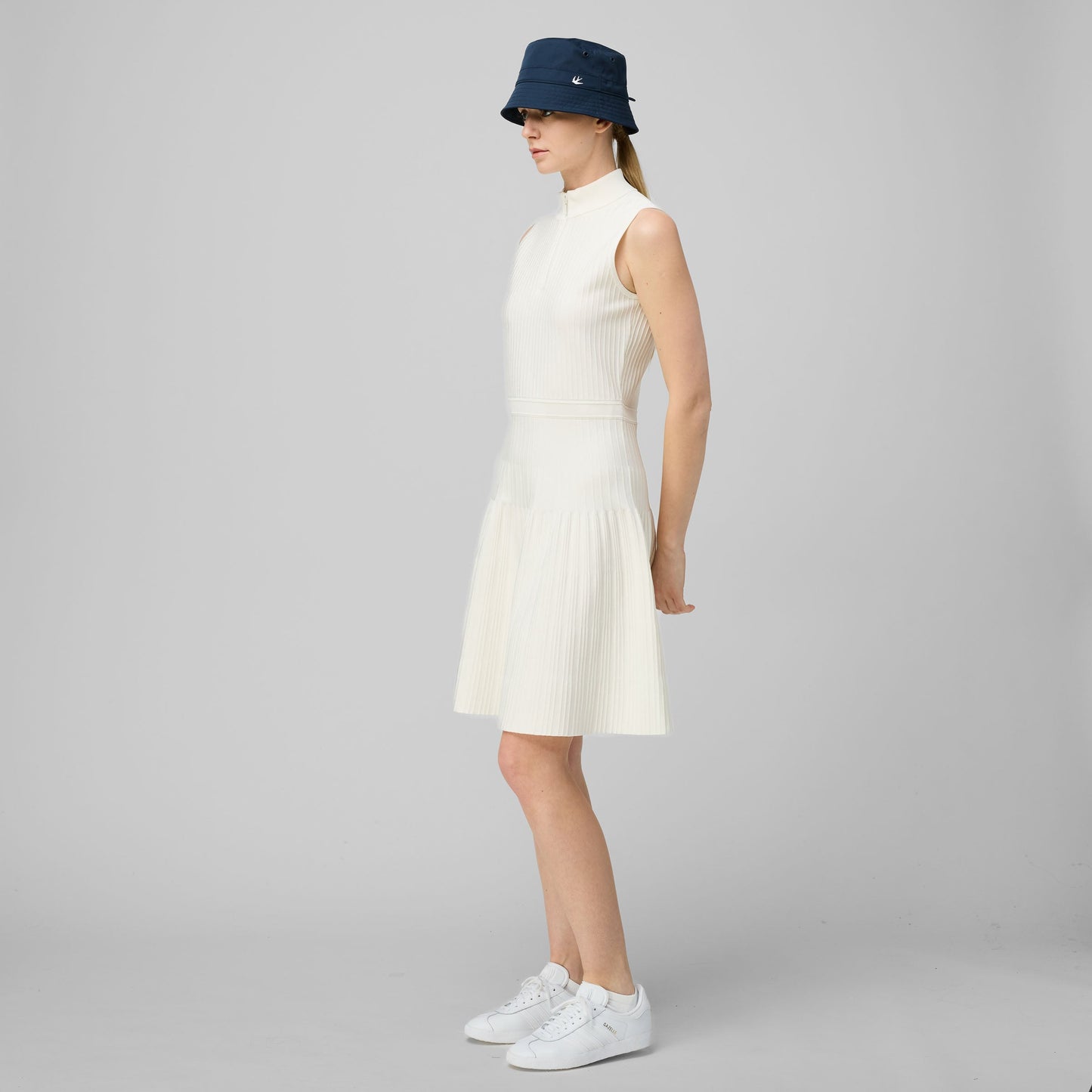 Power Stretch Dress - White