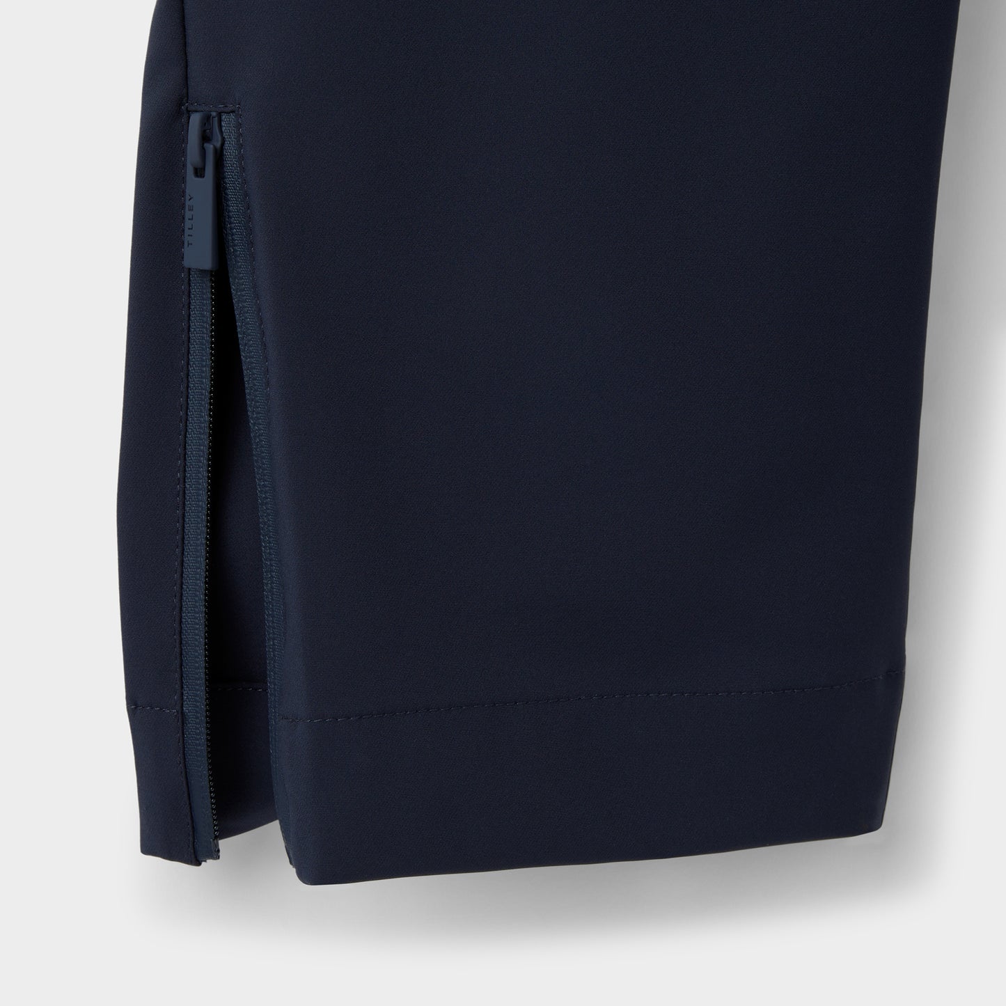 Tech Crop Pant - Navy